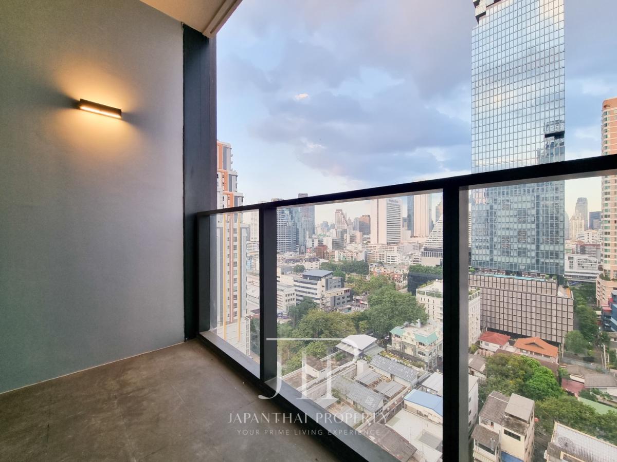 *Tait Sathorn 12* *PET-FRIENDLY* High-End Stylish Pet-friendly 2 Bedrooms for rent, located on Sathorn Soi 12 in the heart of the CBD.