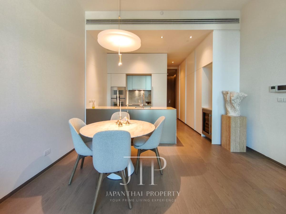 *Scope Langsuan*  Super luxury 84sq.m 1 bedroom Condo For Rent in Langsuan area.