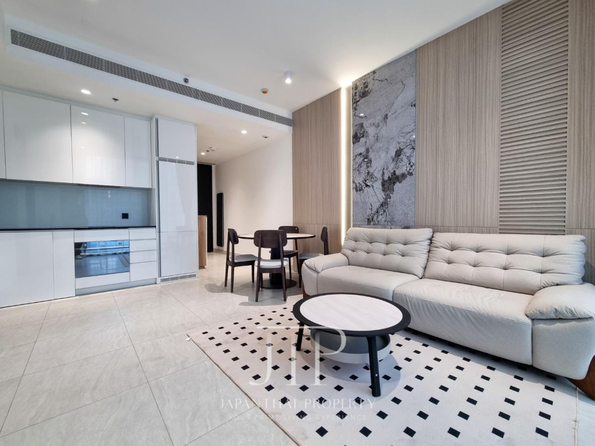 *Tait Sathorn 12* *PET-FRIENDLY* High-end 1 Bedrooms for rent, located on Sathorn Soi 12 in the heart of the CBD.