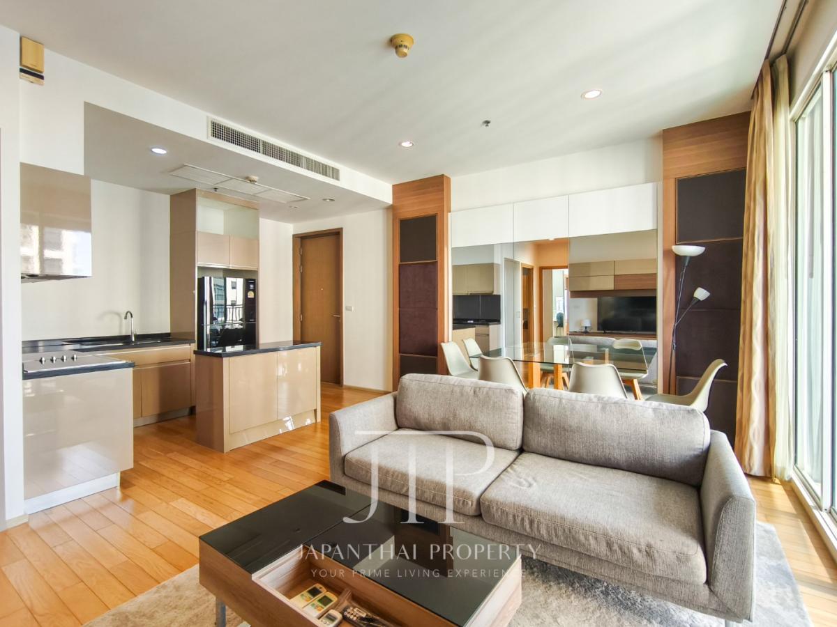 *39 By Sansiri* Nice 2 Bedrooms for rent, 2 minutes walk to EMQuartier Mall and BTS Phrom Phong. 