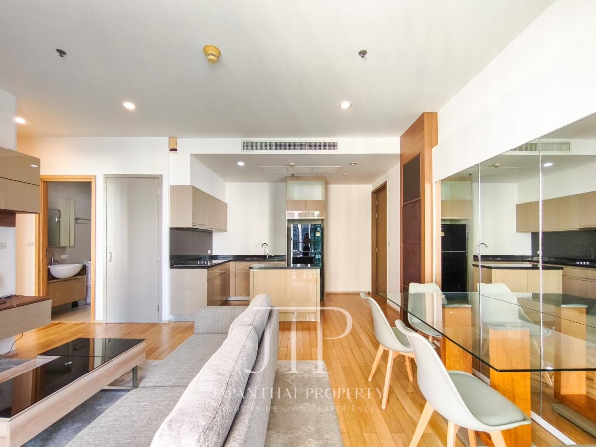 *39 By Sansiri* Nice 2 Bedrooms for rent, 2 minutes walk to EMQuartier Mall and BTS Phrom Phong. 