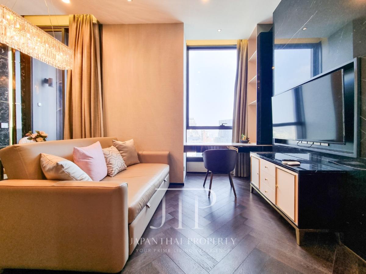 *ESSE Sukhumvit 36*  Luxury 1 Bedrooms High Floor and Unblocked View For Rent.