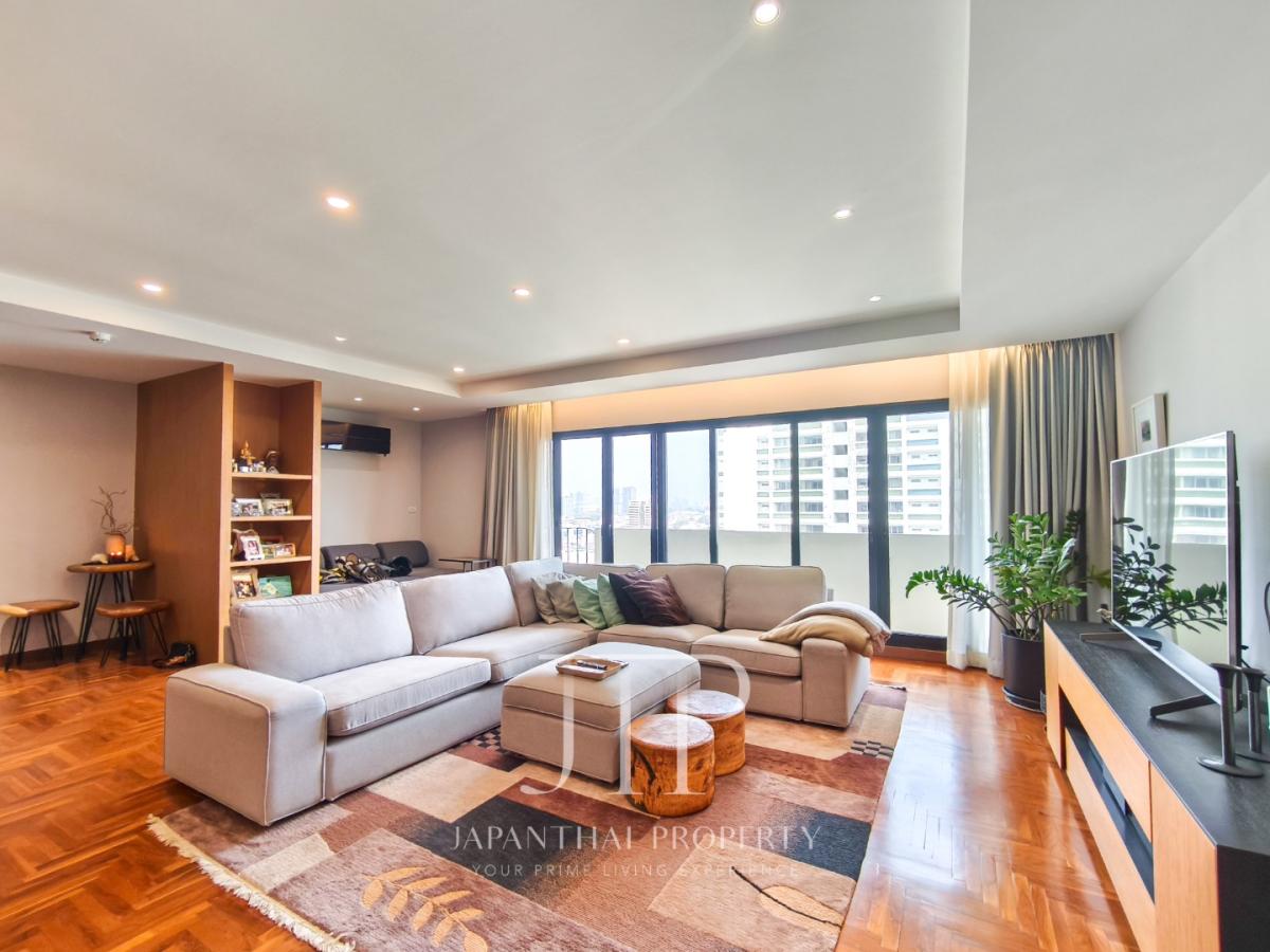 Casa Viva Ekkamai 12 210sqm 3bed unit for sale 20.5MTHB in Ekamai area 