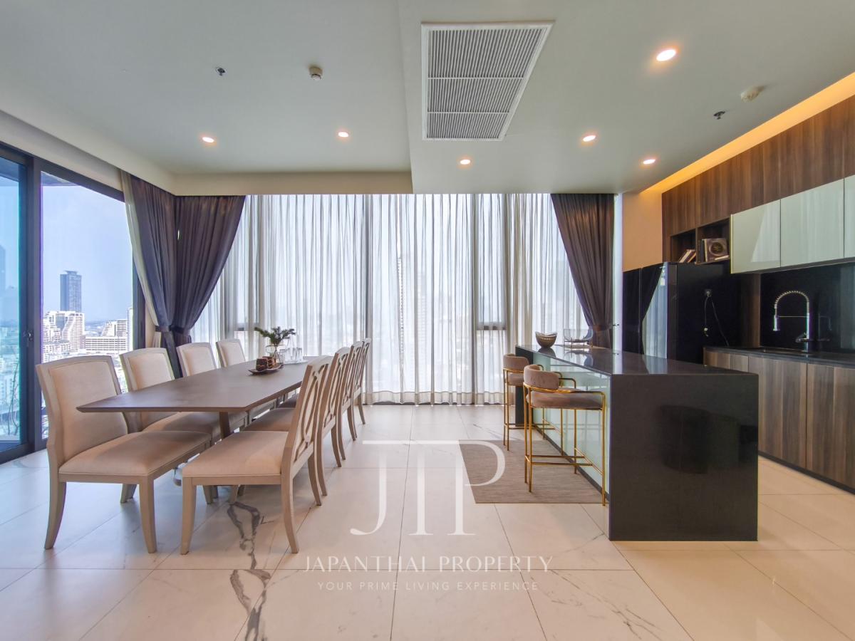 *Siamese Exclusive 31*  Luxury Stylish 3 Bedrooms with Maid\'s room in Phrom Phong -Asoke area.