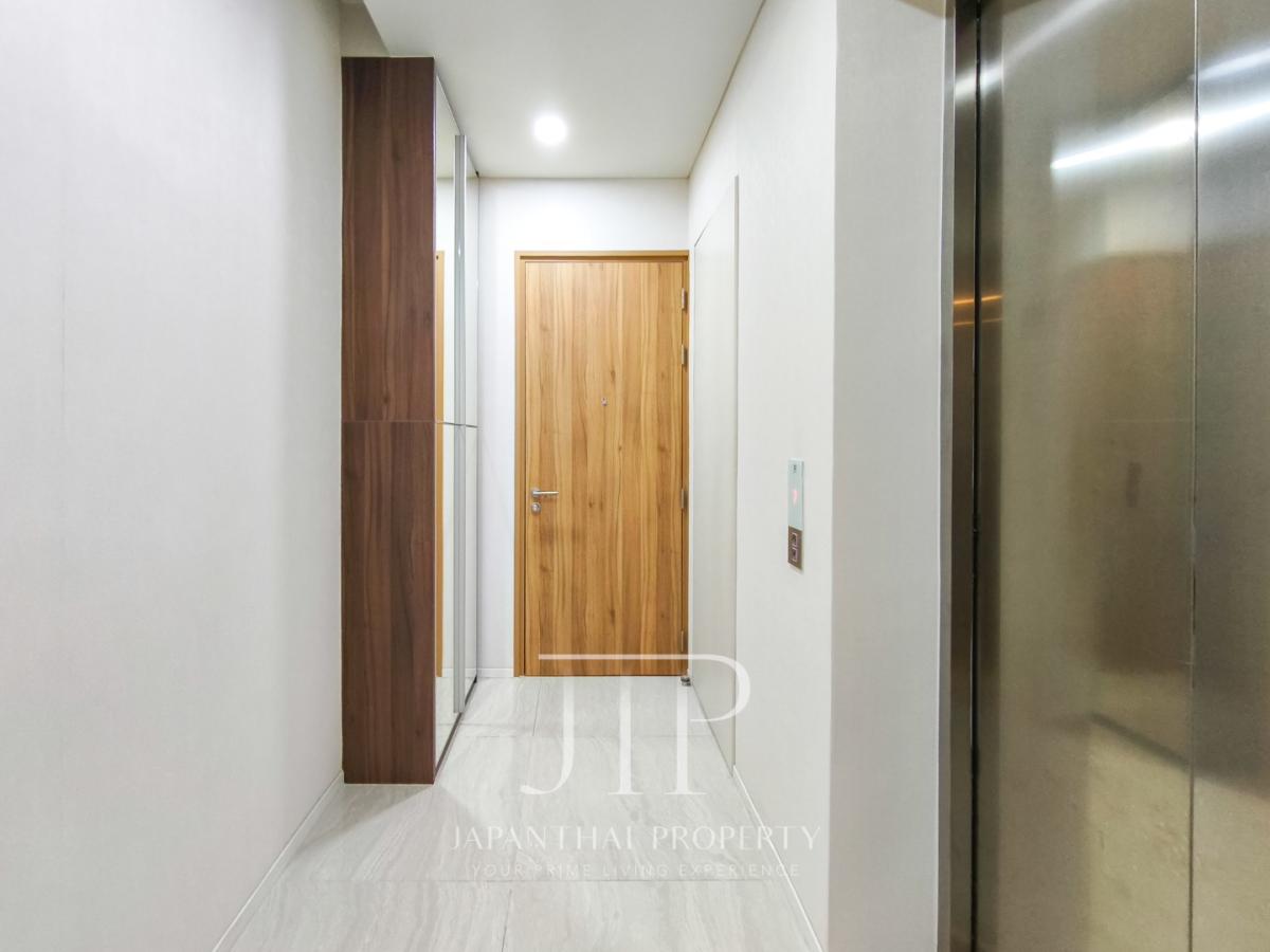 *Siamese Exclusive 31*  Beautiful 2 Bedrooms Duplex unit for rent in Phrom Phong -Asoke area.