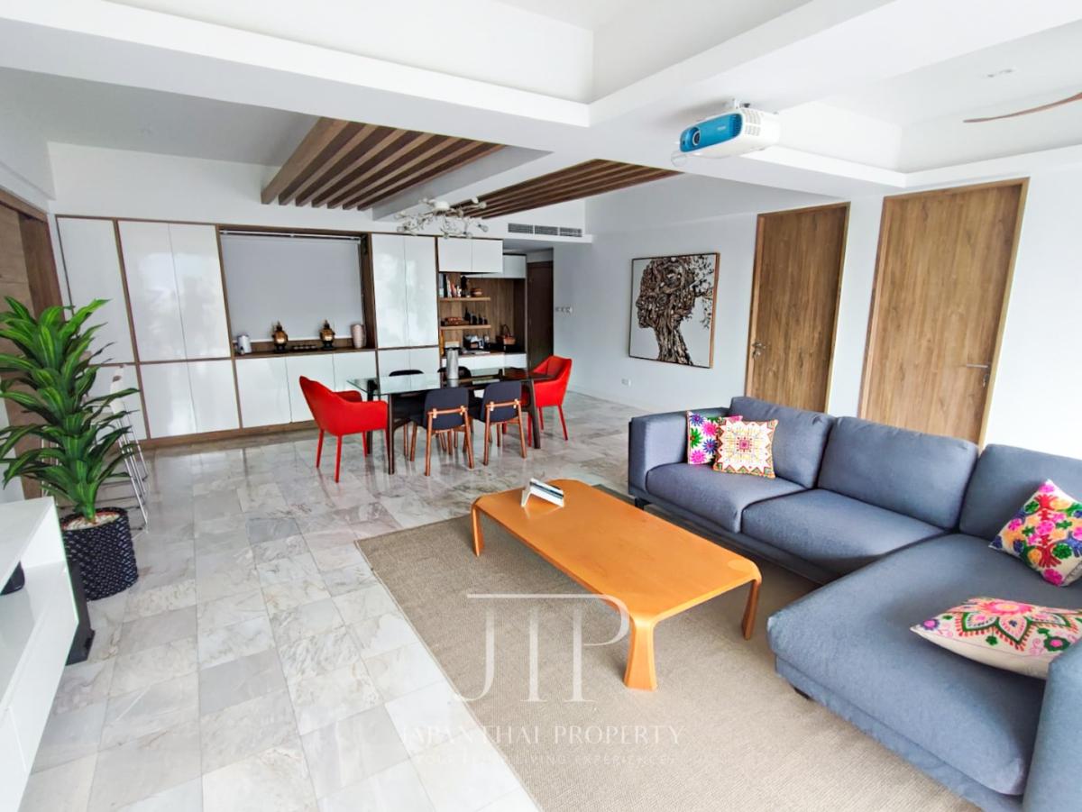 *THE WATERFORD (Thong Lo 11)*  Fully Renovated 3 Bedrooms with Big balcony in Thonglor Area.