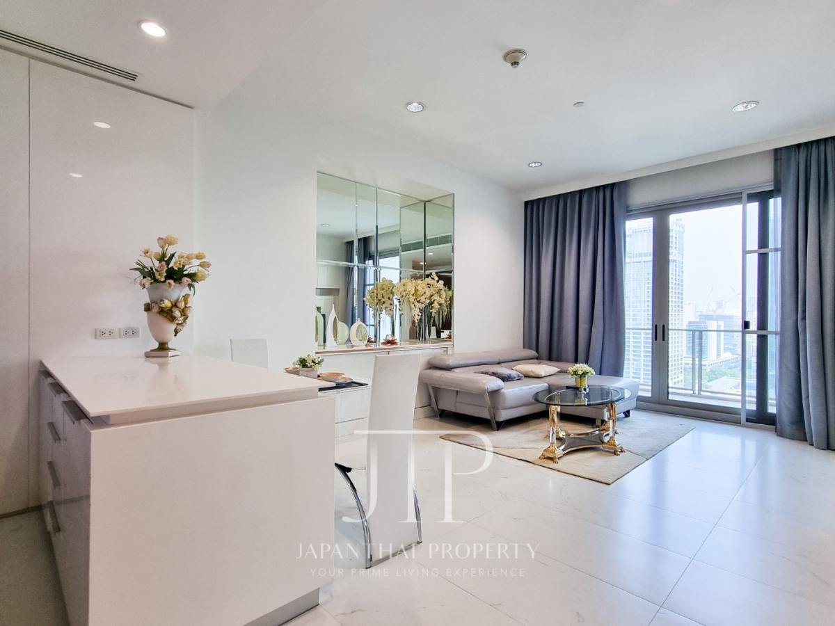 *185 Rajadamri*  Luxury 1 Bedroom With Big Balcony in Ratchadamri area.