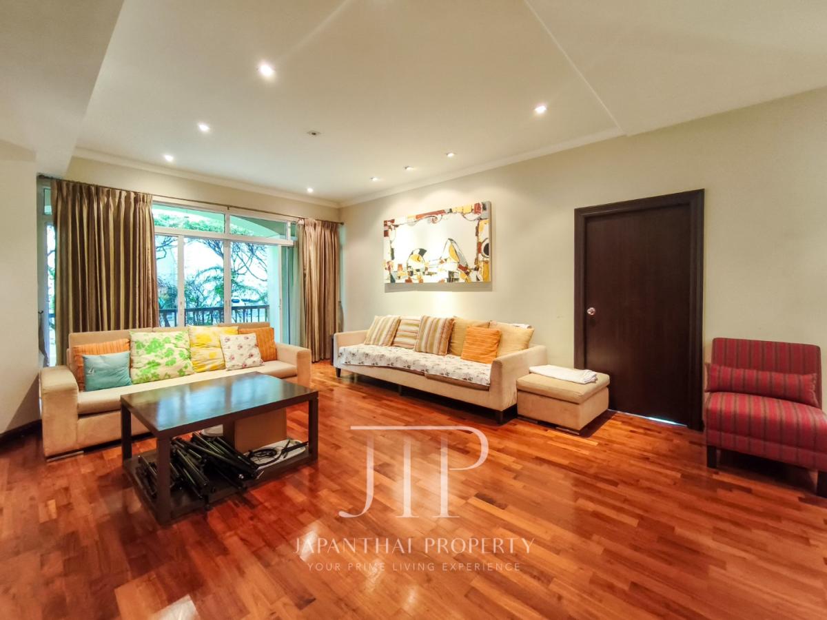 The Cadogan Private Residence*  Large terrace 192sq.m 3bed unit in Phrom Phong.