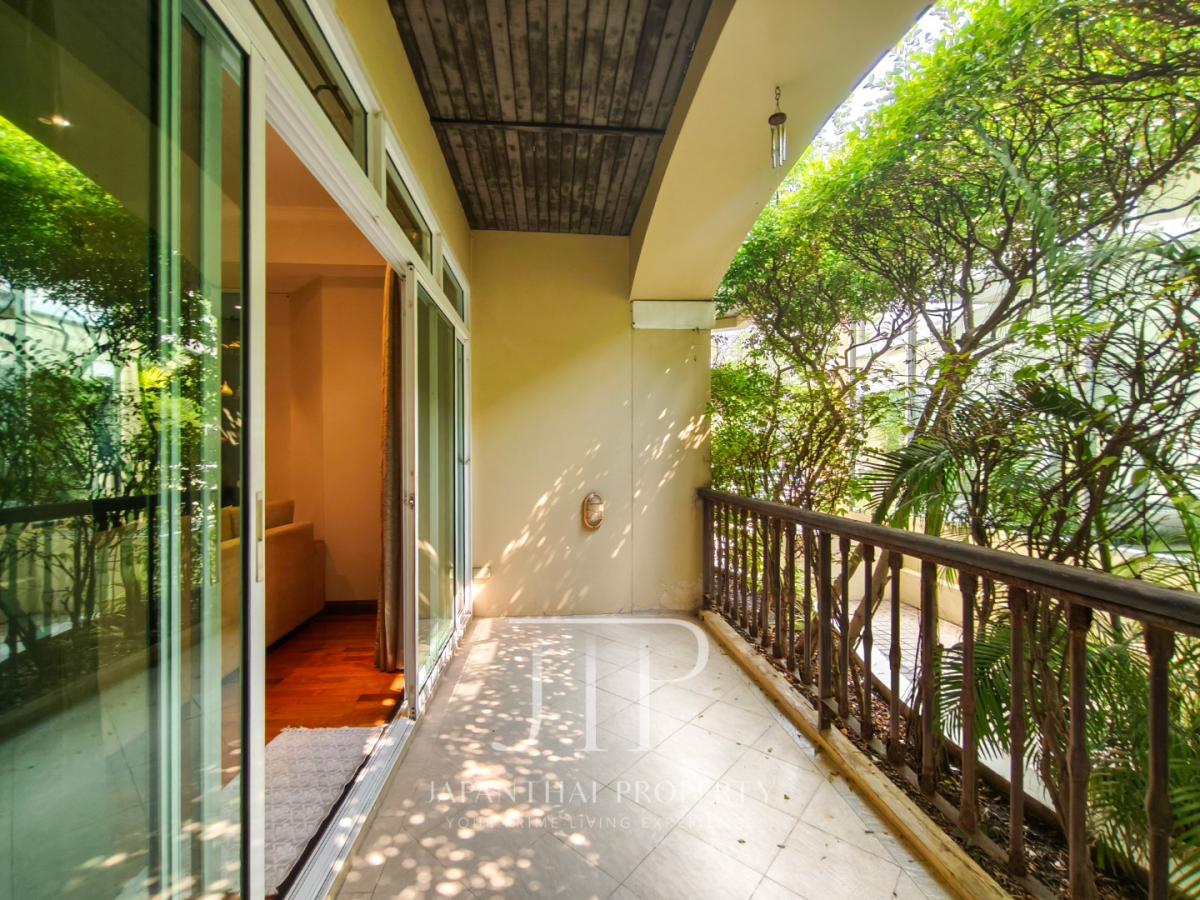 The Cadogan Private Residence*  Large terrace 192sq.m 3bed unit in Phrom Phong.