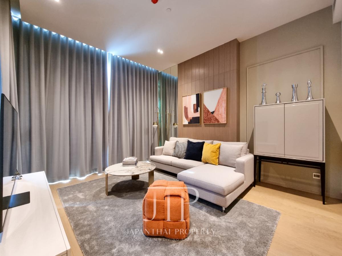 *Strand Thonglor*  55sqm 1 bed unit for rent at 2mins walk to Thonglor Station