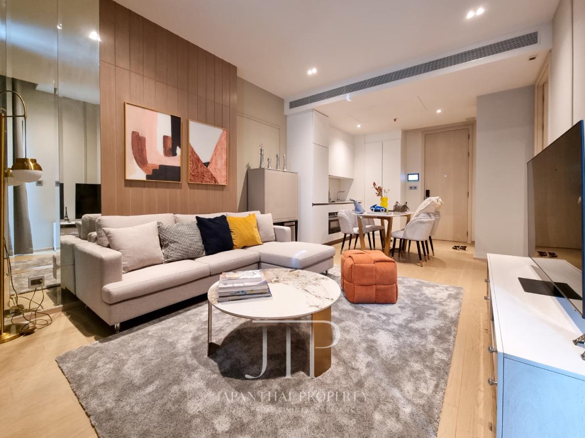 *Strand Thonglor*  55sqm 1 bed unit for rent at 2mins walk to Thonglor Station