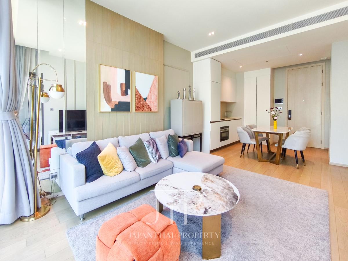 *Strand Thonglor*  55sqm 1 bed unit for rent at 2mins walk to Thonglor Station