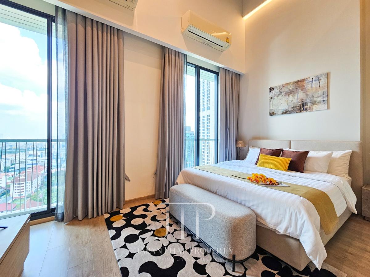 *Noble Recole Sukhumvit 19* Open view duplex 65sqm 1 bed with work station for rent in Asoke area* 
