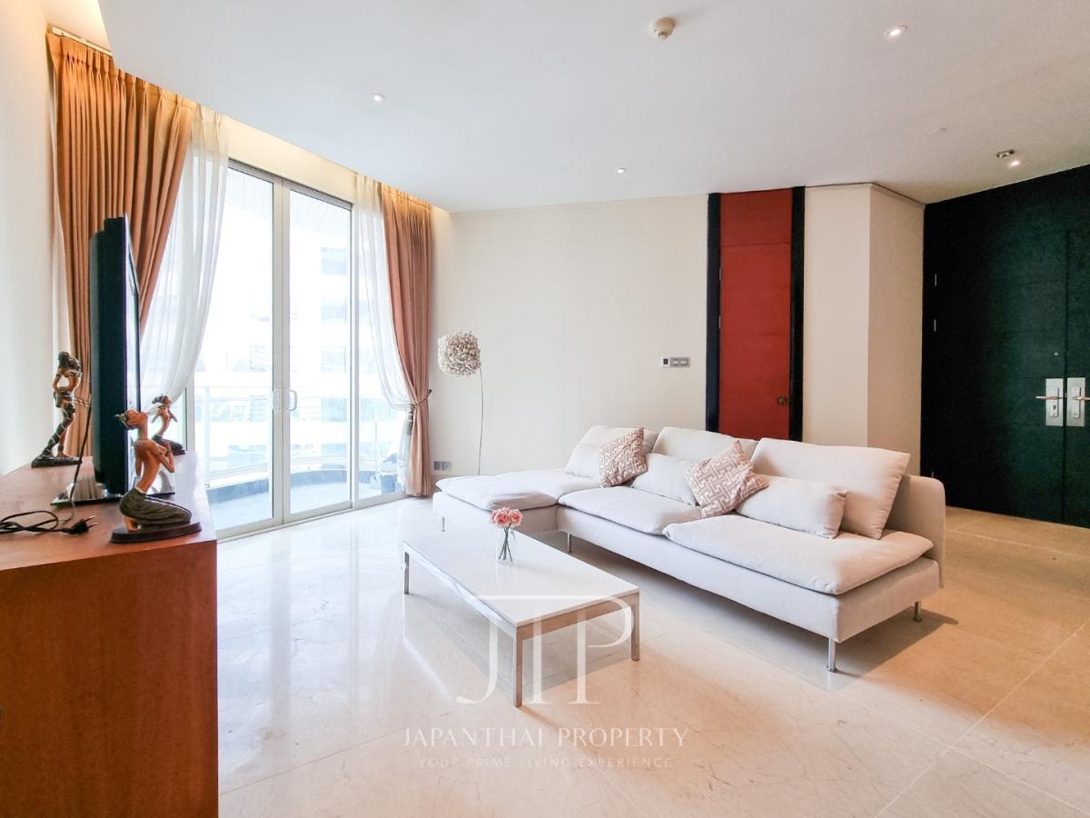 *The Infinity Condominium* 1 Minute Walk To BTS Chong Nonsi 2 Bedrooms For Rent.