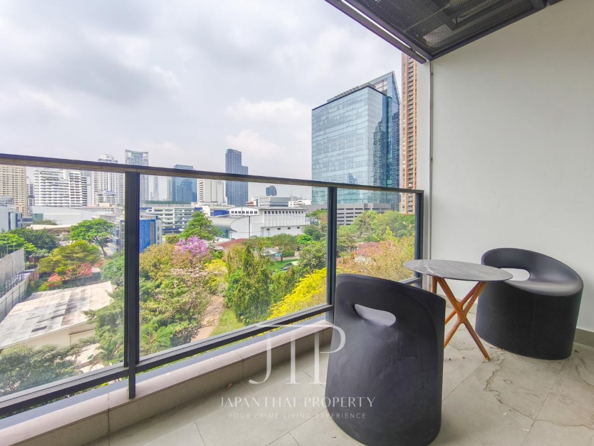 *The Lofts Asoke* Stlyish 2-Bedroom With Luxury Facilities in Asoke area.