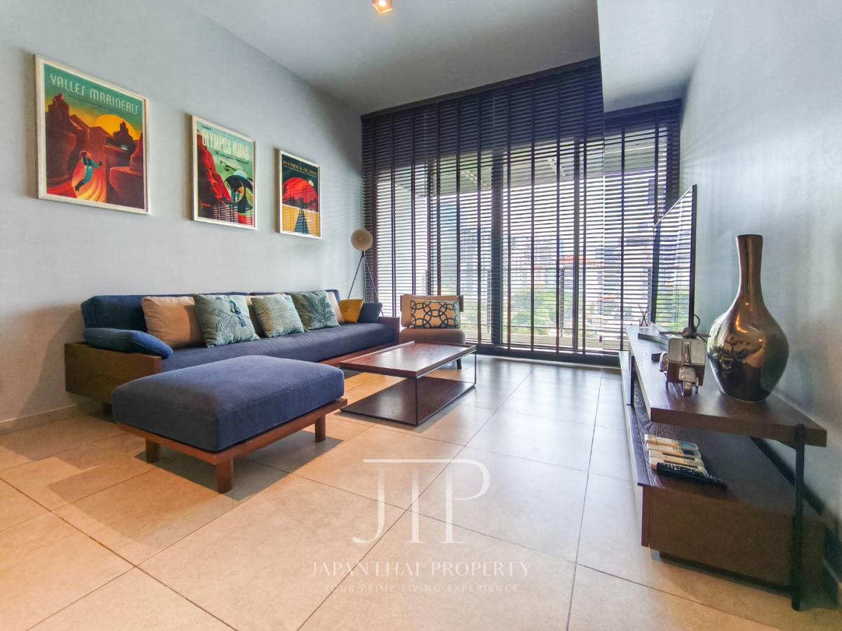*The Lofts Asoke* 76 Sq.m 2-Bedrooms Modern and with Luxury Facilities in Asoke area.