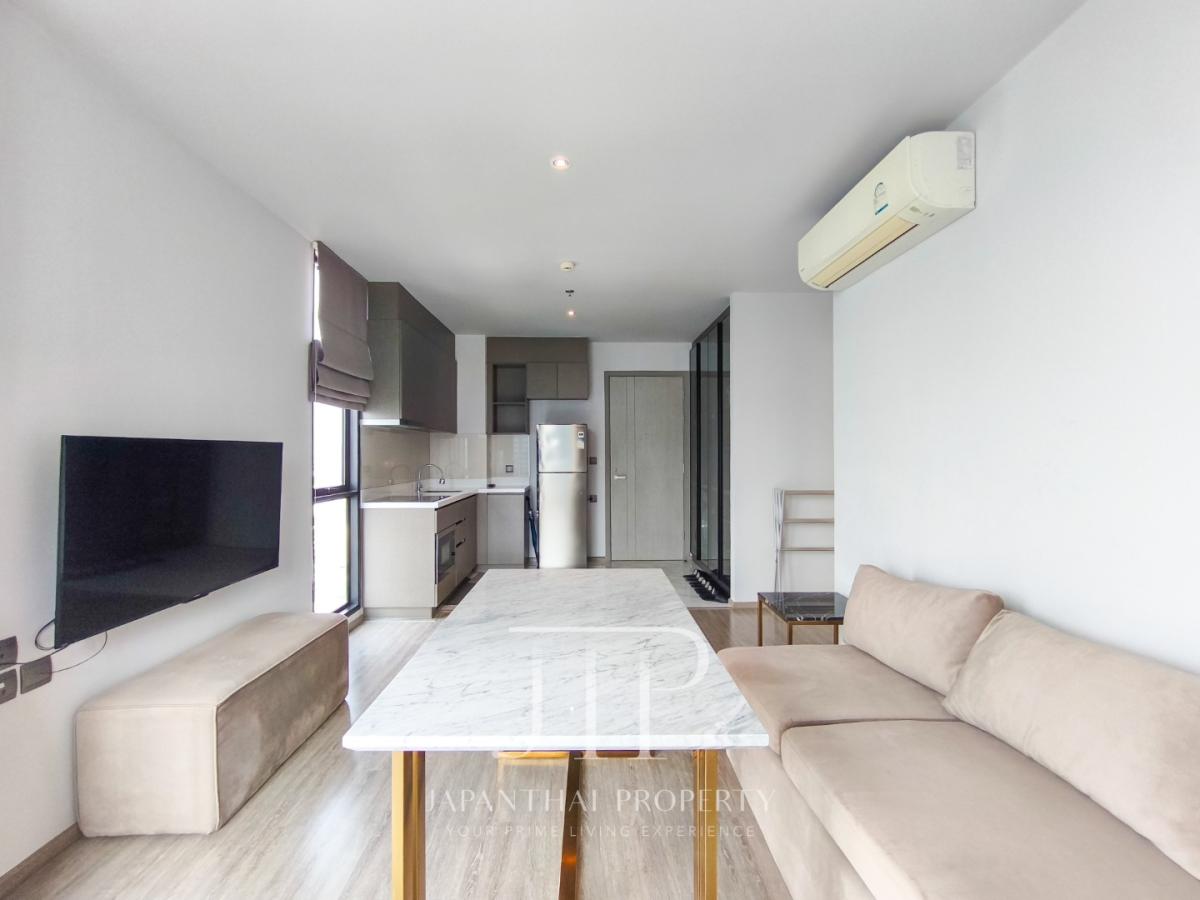 *Rhythm Ekkamai*  Beautiful 70.55sq.m 2bed high floor corner unit for sell in Ekkamai area 