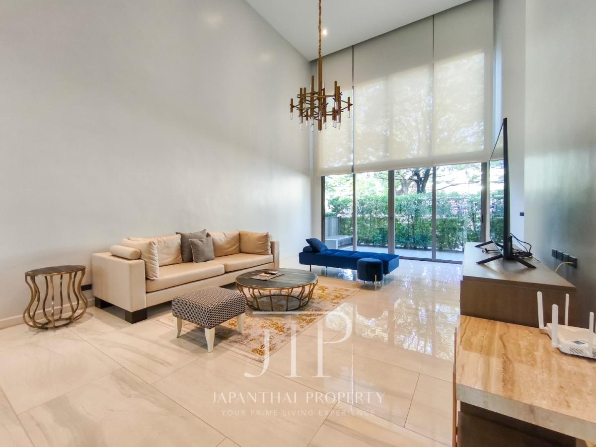 *Quarter 39* gated luxury townhouse project 500sqm 4bed with home elevator luxury townhouse for sell/rent in Phrom Phong.