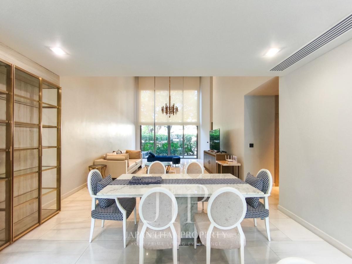 *Quarter 39* gated luxury townhouse project 500sqm 4bed with home elevator luxury townhouse for sell/rent in Phrom Phong.