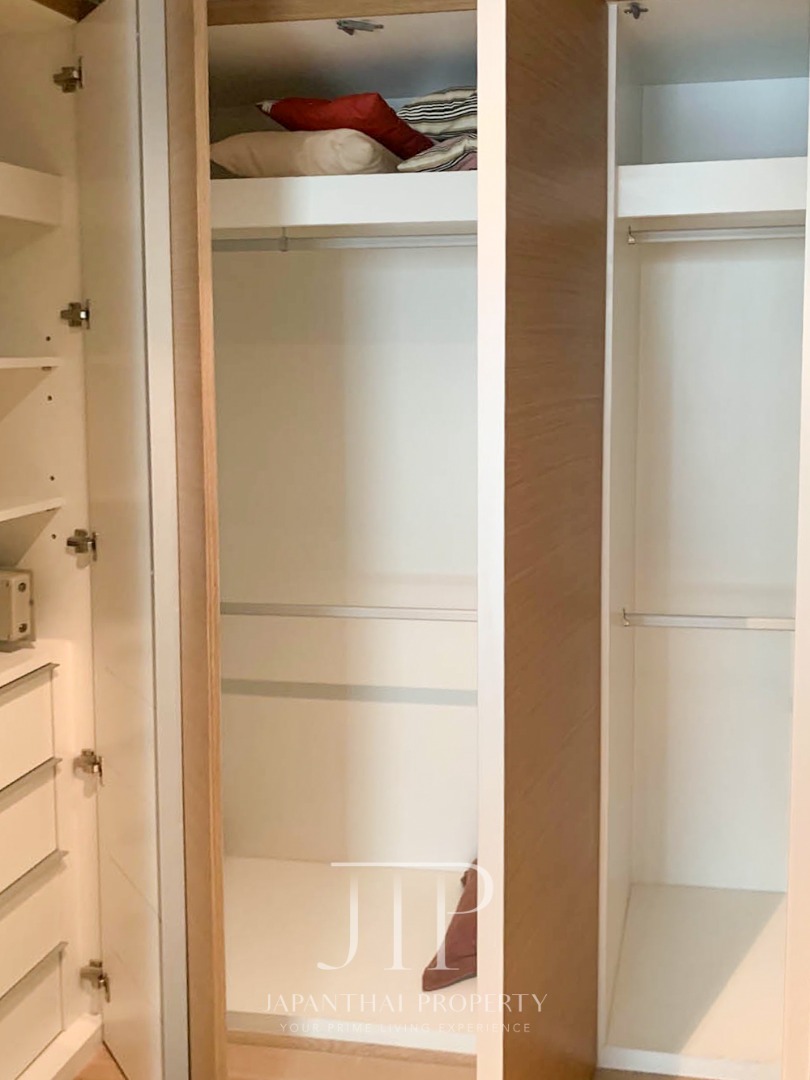 *Eight Thonglor* *small pet allowed*   120q.m 2bed corner unit rent 65,000THB in Eight Thonglor. 