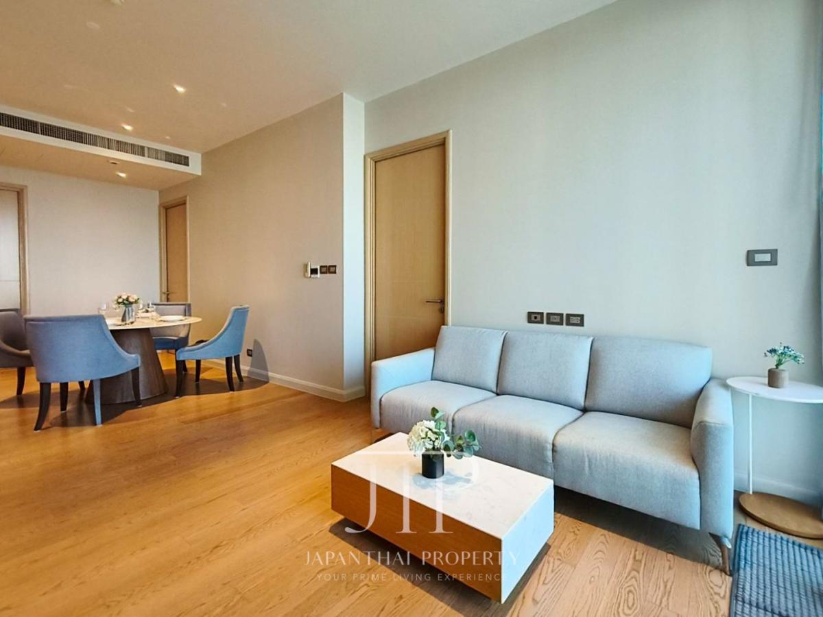 *Magnolias Waterfront*  Selling 33MTHB, 102sqm 2bed unit next to Iconsiam shopping mall