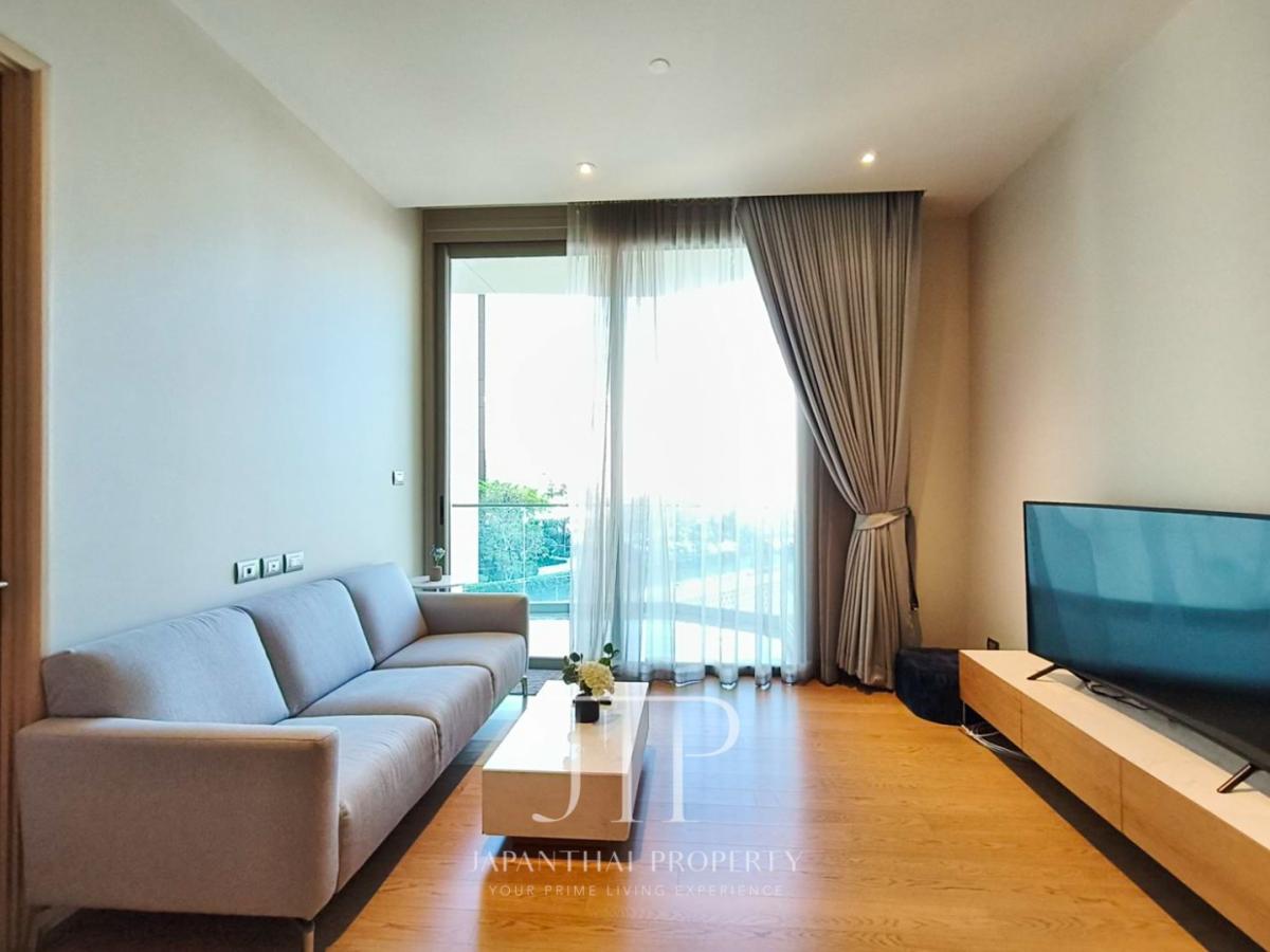 *Magnolias Waterfront*  Selling 33MTHB, 102sqm 2bed unit next to Iconsiam shopping mall