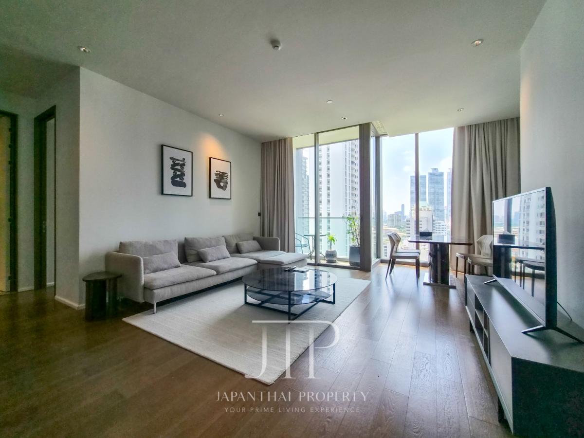 *Kraam Sukhumvit 26*  Rent: 120,000THB Elegant 2-Bedroom Luxury Condo in the Heart of Phrom Phong.