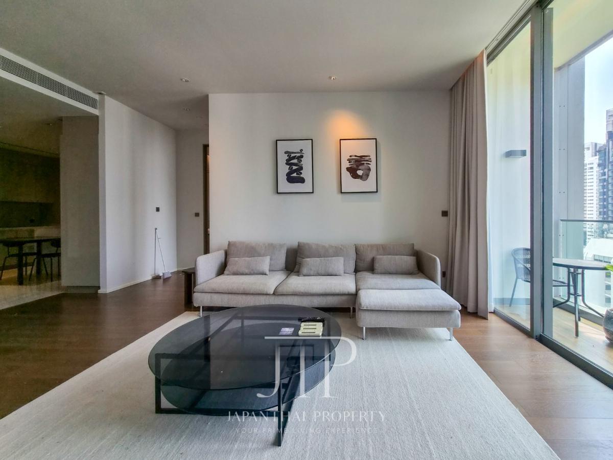 *Kraam Sukhumvit 26*  Rent: 120,000THB Elegant 2-Bedroom Luxury Condo in the Heart of Phrom Phong.