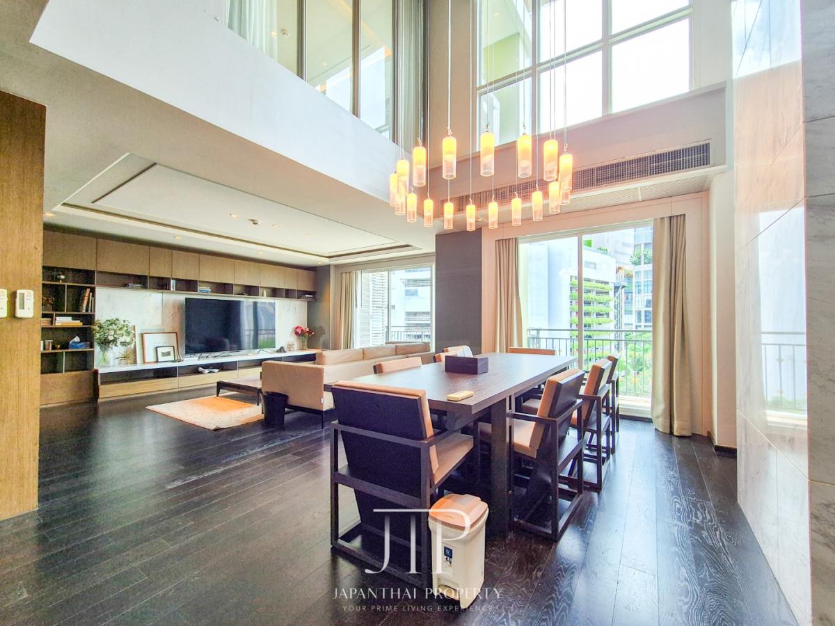 *The Crest Sukhumvit 24* Rent: 200,000THB Duplex penthouse 248sq.m 3bed park view unit nearby BTS Phrom Phong. 