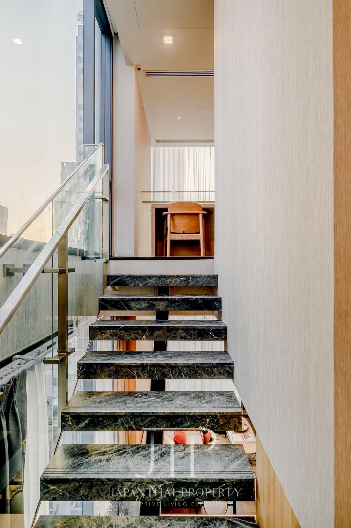 *LAVIQ Sukhumvit 57* Sell: 29.8MTHB Rent: 115,000THB Duplex 98sqm 2bed unit in Thonglor area