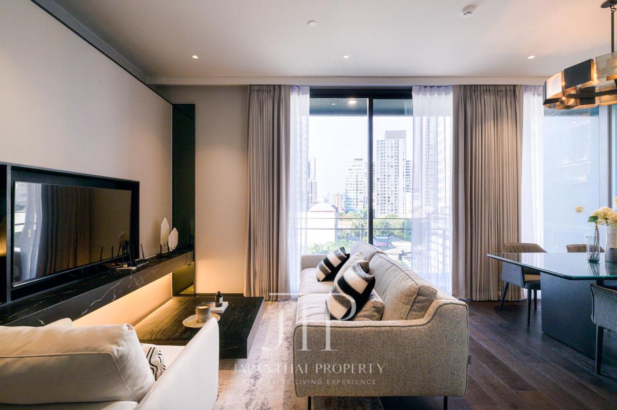 *LAVIQ Sukhumvit 57* Sell: 24MTHB Rent: 90,000THB Nice corner 86sqm 2bed unit in Thonglor area