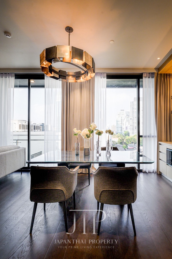 *LAVIQ Sukhumvit 57* Sell: 24MTHB Rent: 90,000THB Nice corner 86sqm 2bed unit in Thonglor area