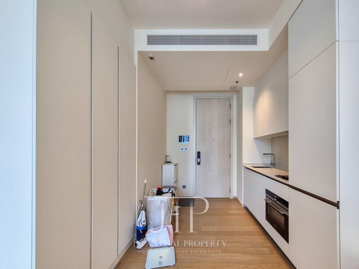 *Strand Thonglor* Rent 70,000THB  Corner 50sqm 1bed unit for rent in 1min walk to BTS Thonglor 