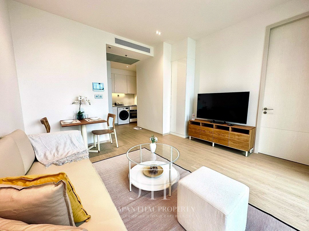 *Strand Thonglor* Rent 70,000THB  48sqm 1bed unit for rent in 1min walk to BTS Thonglor 