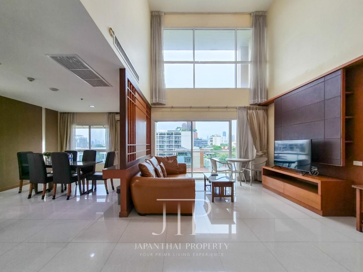 *Apartment in Ekkamai*  Rent 90,000THB Duplex 235sq.m penthosue 3bed for rent in nearby 