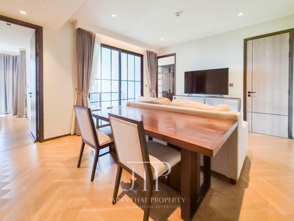 *The Reserve Sukhumvit 61* Rent: 65,000THB  Rare layout 70sq.m 2bed unit for rent in Ekkamai area