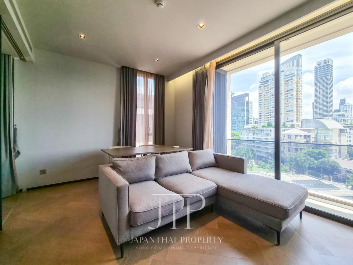 *The Reserve 61 Hideaway*  Rent: 62,000THB 57sq.m 1+1bed corner unit for rent in Ekkamai area