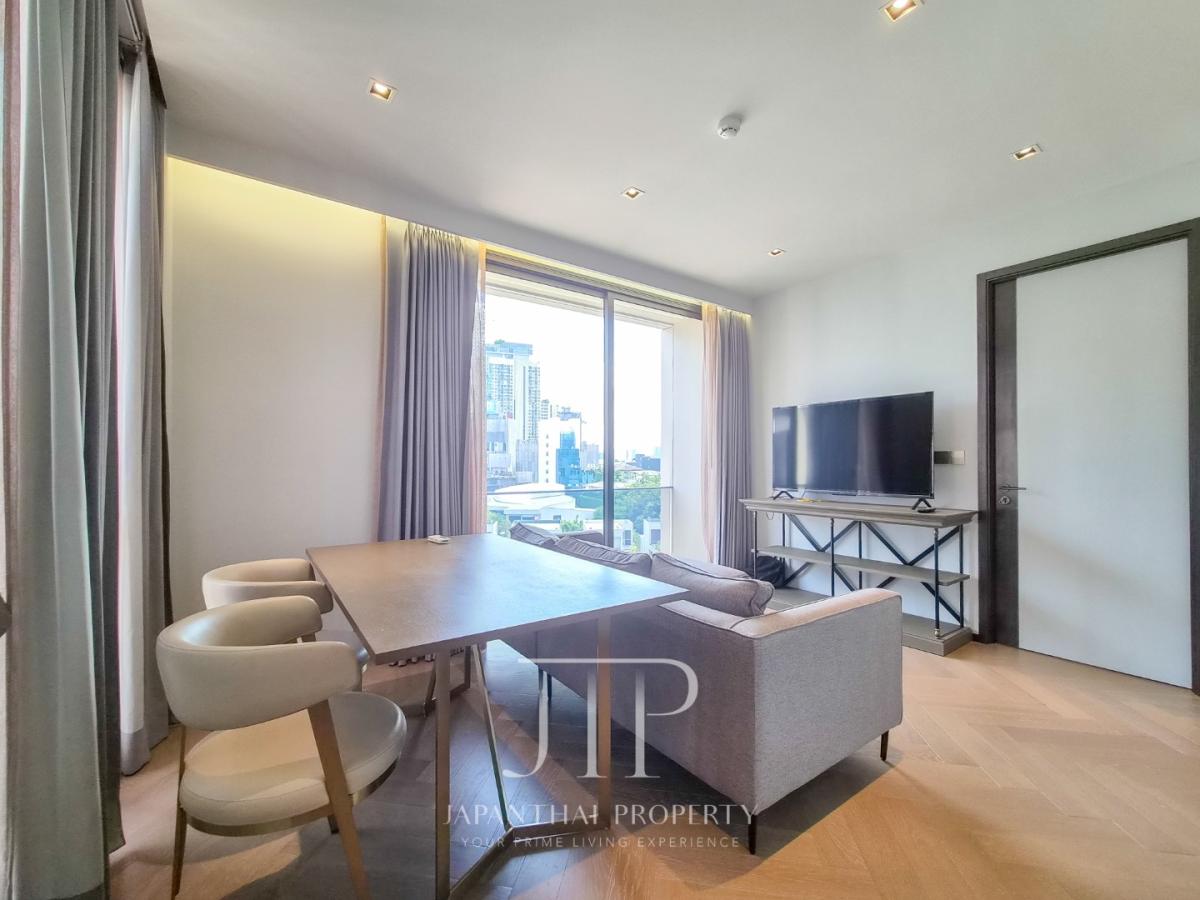 *The Reserve 61 Hideaway*  Rent: 62,000THB 57sq.m 1+1bed corner unit for rent in Ekkamai area