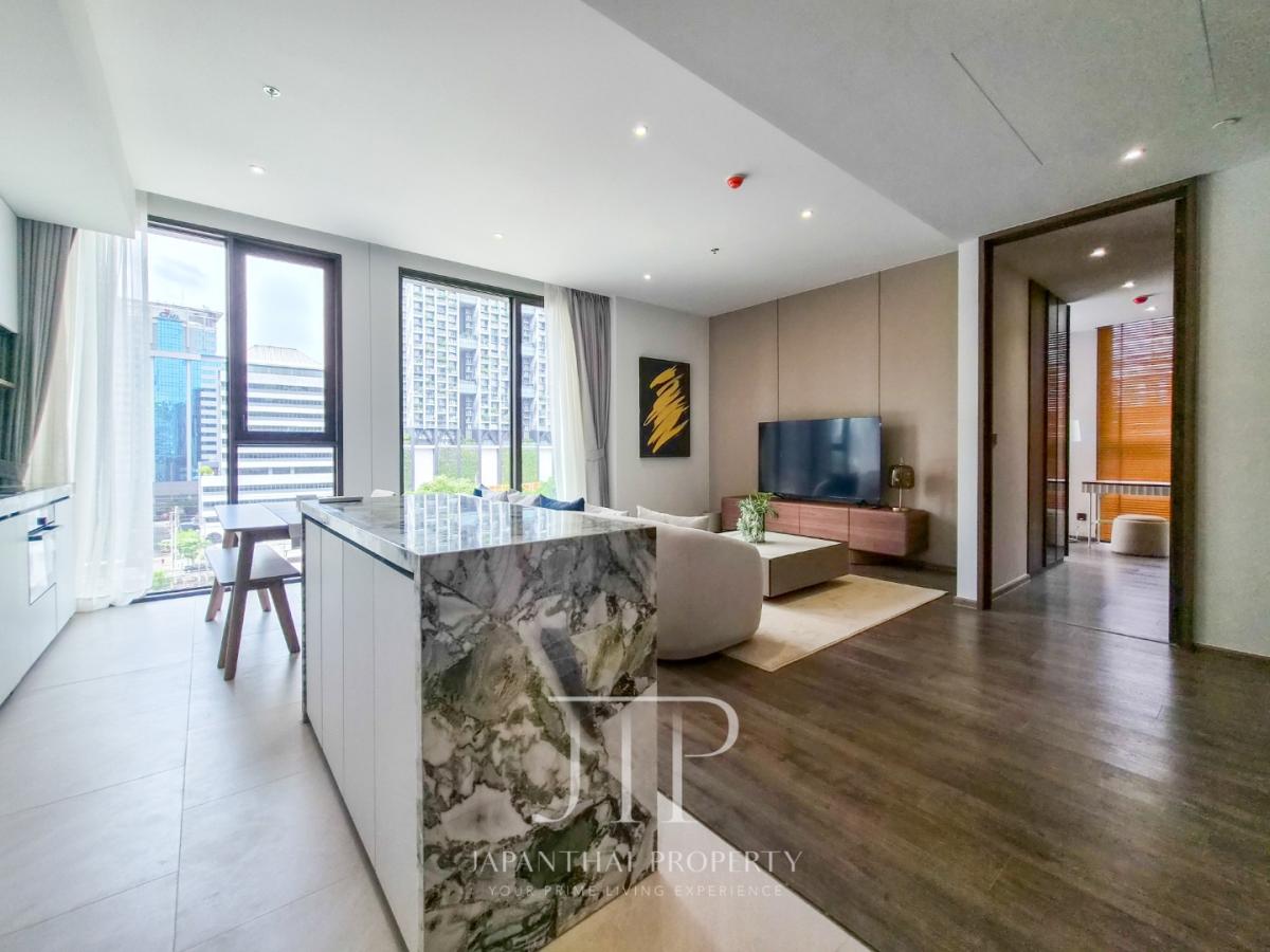 ROMM CONVENT Rent: 100,000THB Brand-new 85sq.m corner open view unit for rent in Silom area 