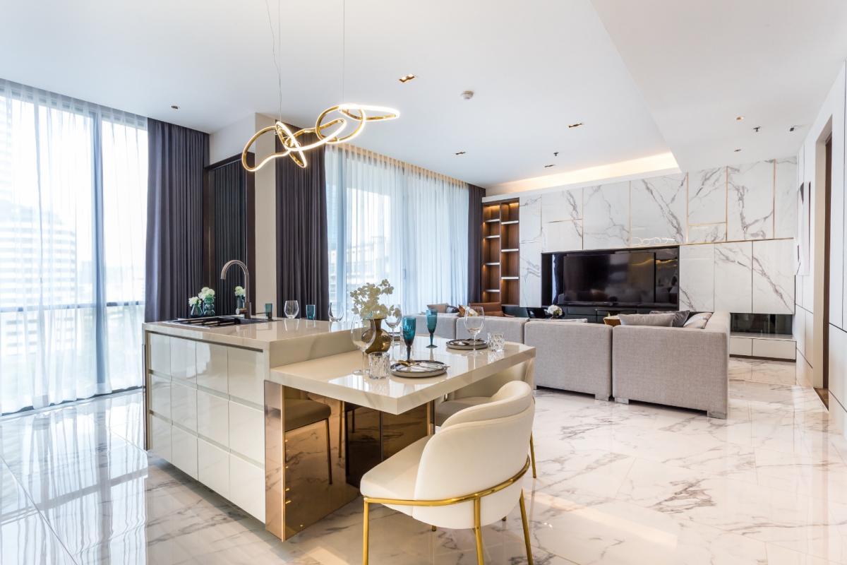 *Domus Sukhumvit 16*  167sq.m 3 bed unit  Sell 46.9MTHB rent 155,000THB