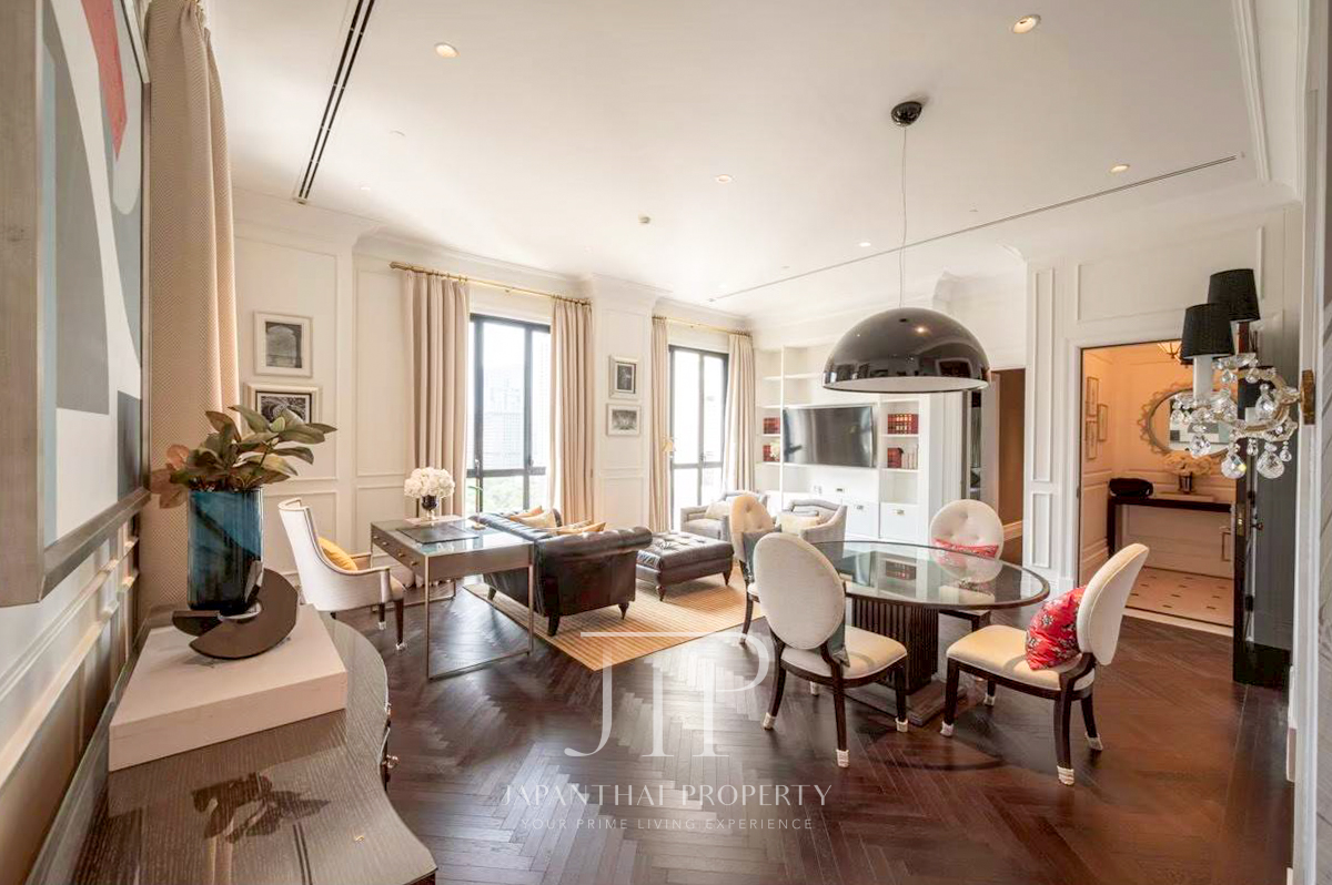 *98 Wireless*  320,000THB/month  Embassy garden view 132.57sq.m 2bed unit in 98 Wireless. 
