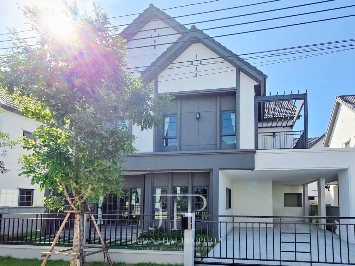*CENTRO Bangna*  Sale: 18.5MTHB Rent: 110,000THB  300sq.m 65sq.wah 4 bedroom house for rent/sale nearby Mega Bangna 