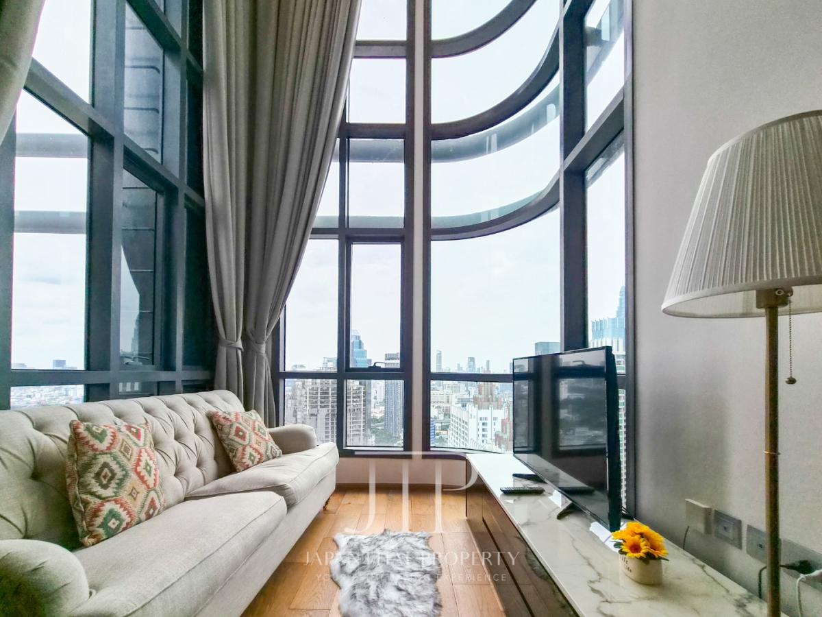 *Q Chidlom*  Rent 46,000THB Duplex double ceiling 73sq.m 1bed 2bath high floor open view unit for rent.  