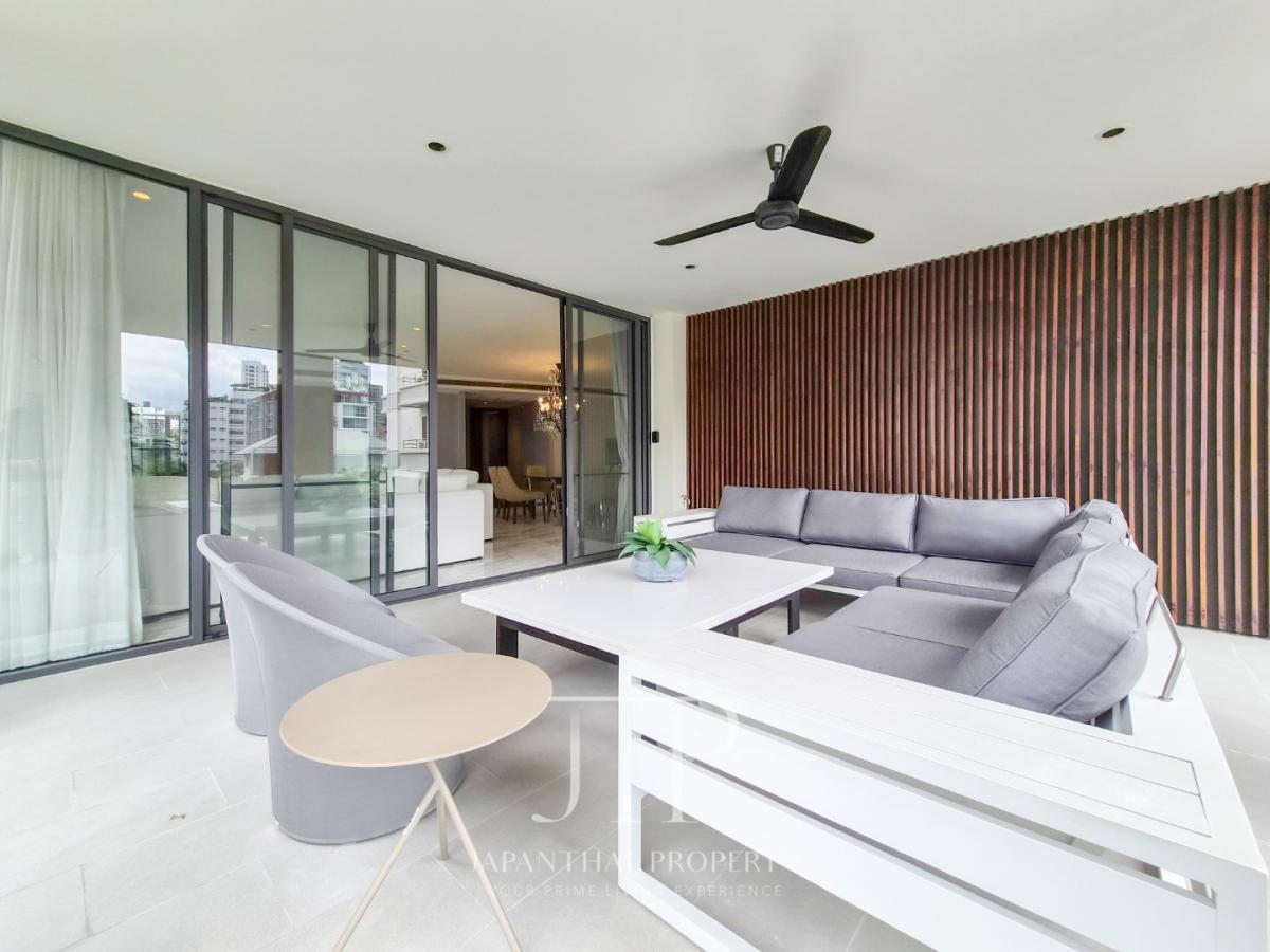 *La Citta Delre Thonglor 16* Pet Friendly Rent: 230,000THB Large terrace nicely furnished 265sq.m 3+1bed unit for rent in Thonglor*