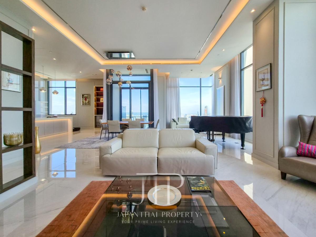 *ESSE Asoke*  Sale: 89MTHB Rent: 280,000THB Super rare penthouse 210sq.m 2bed 2bath 50+ floor in Asoke