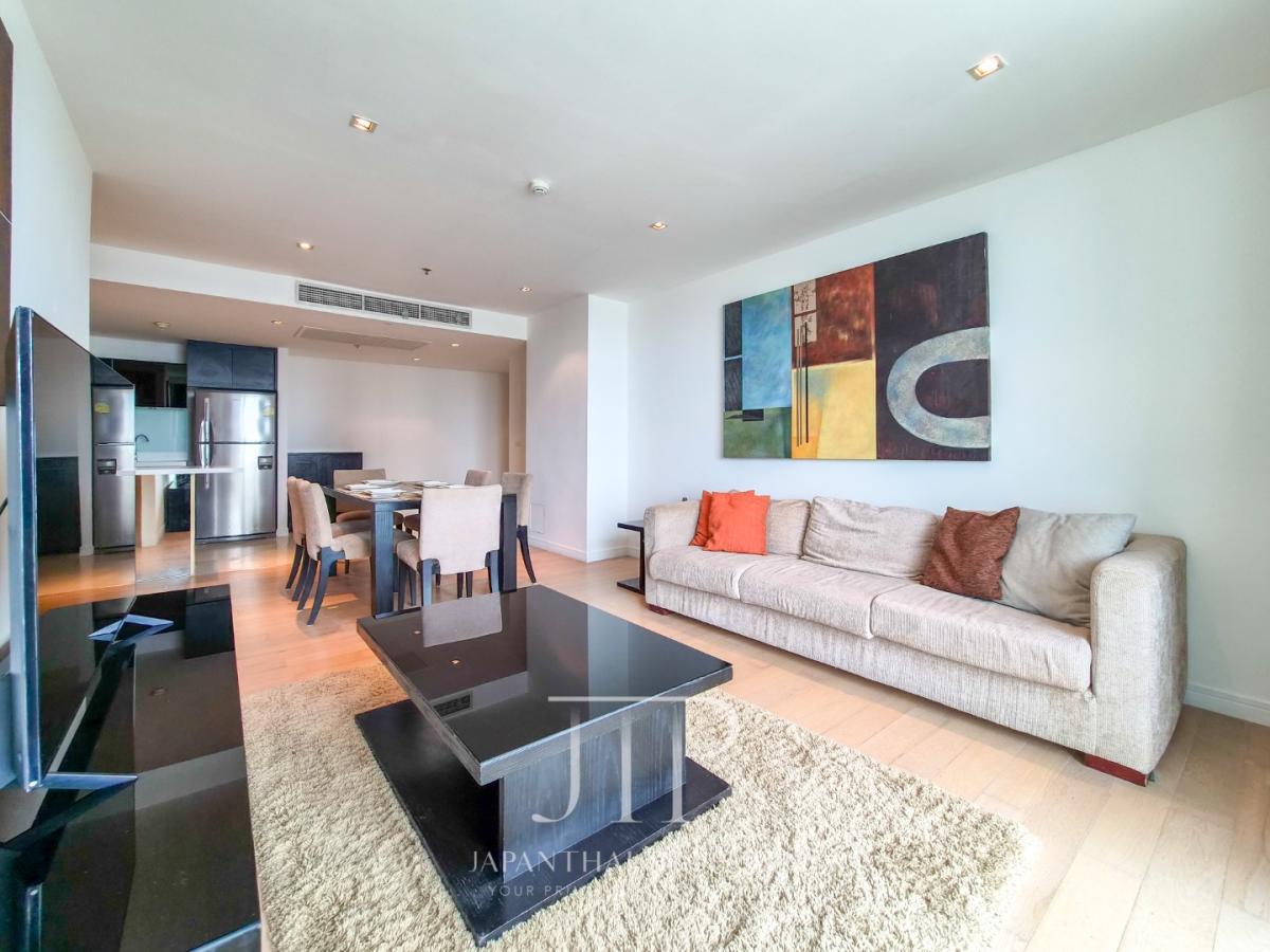 *Eight Thonglor Residence*   Sale: 19.9MTHB, rennovated 98.08sq.m 2bed with open view in Eight Thonglor.