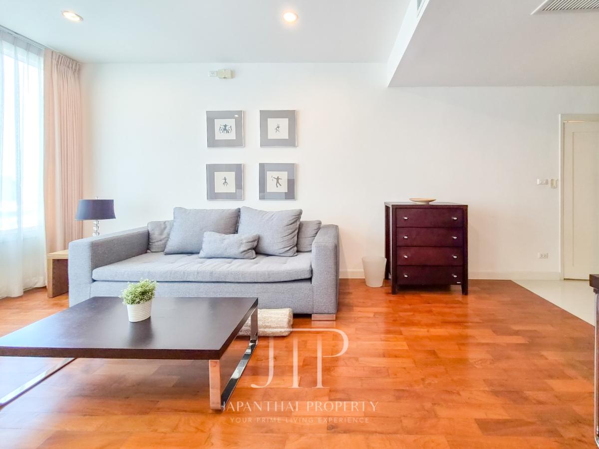 *Siri Residence*  Rent: 40,000THB  60sq.m 1bed unit with large living space nearby BTS Phrom Phong. 