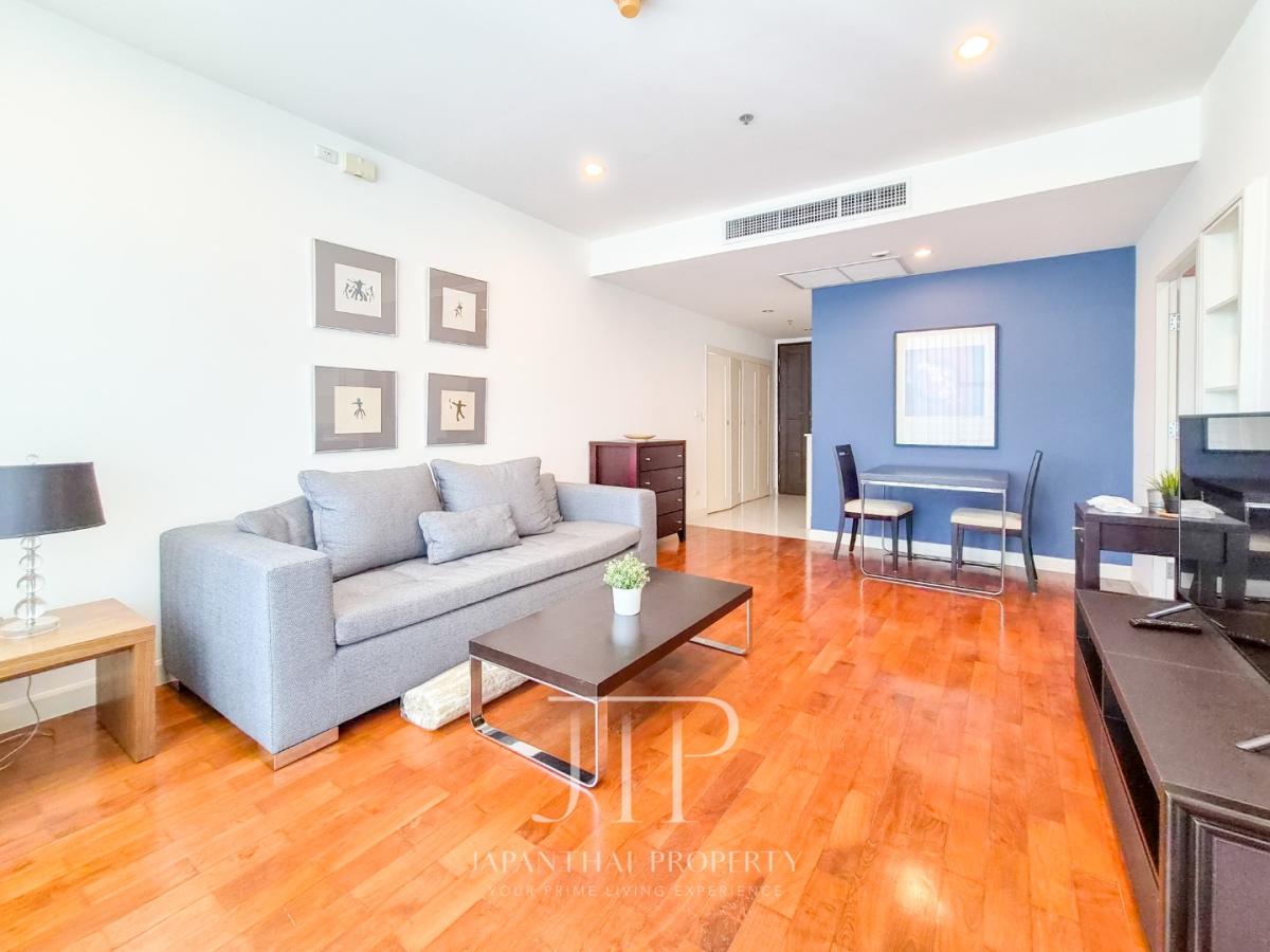 *Siri Residence*  Rent: 40,000THB  60sq.m 1bed unit with large living space nearby BTS Phrom Phong. 
