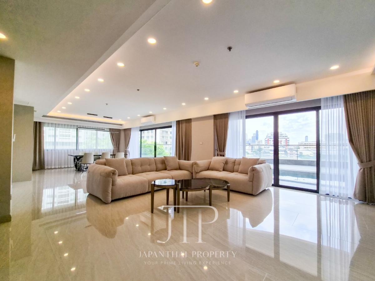 *Le Raffine Sukhumvit 24* Rent: 200,000THB  Private Swimming pool 370sq.m 4bed unit in Phrom Phong area. 