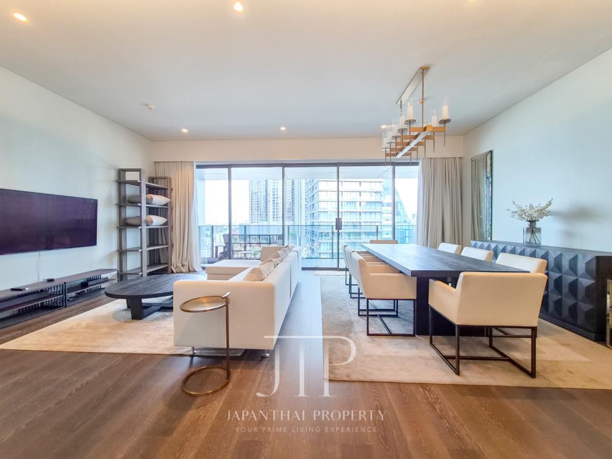 *Tela Thonglor* Rent: 380,000THB  Rare 3+2bed unit combine, total 310sq.m 5bed whole floor unit in Thonglor. 
